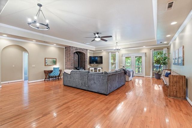 14241 Horse Shoe Drive, Lowell, AR 72745