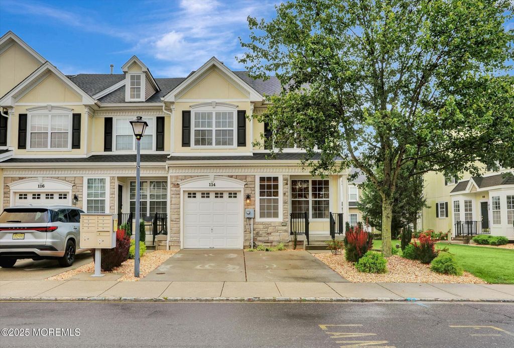 114 Brookfield Drive, Jackson, NJ 08527