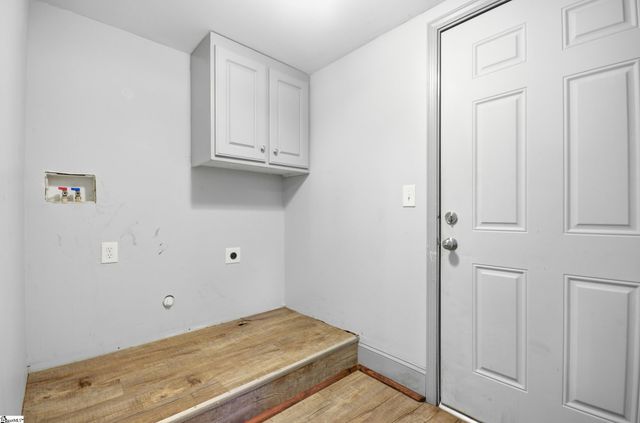 33 Ross Street, Greenville, SC 29611