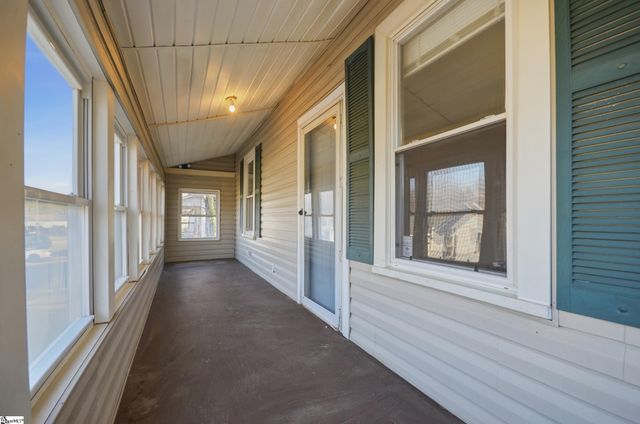 33 Ross Street, Greenville, SC 29611