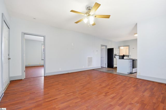 33 Ross Street, Greenville, SC 29611