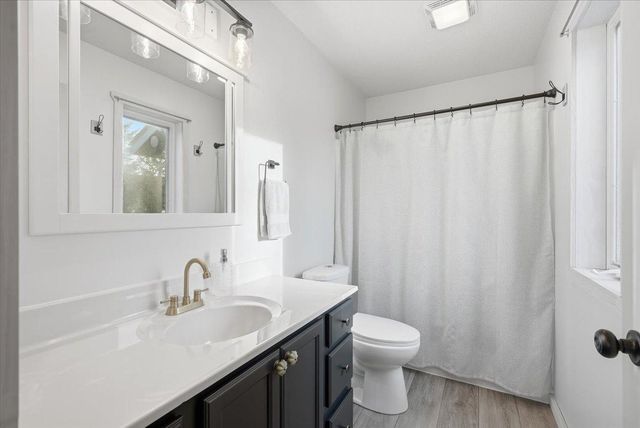 1323 216th Avenue, New Richmond, WI 54017