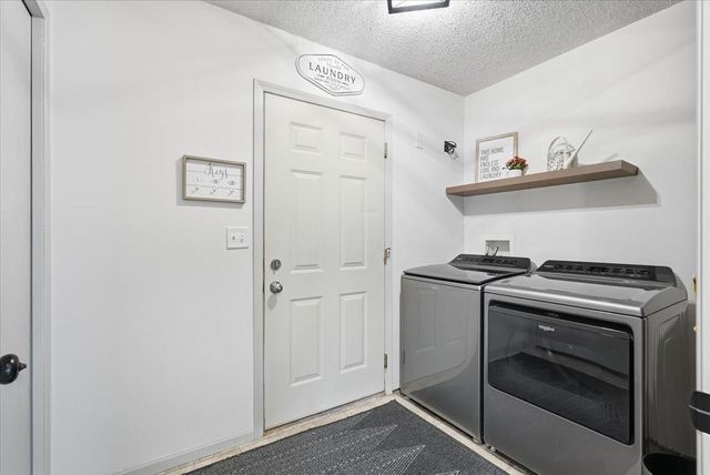 1323 216th Avenue, New Richmond, WI 54017