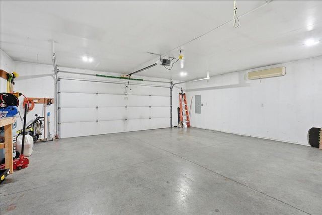 1323 216th Avenue, New Richmond, WI 54017