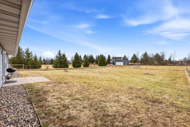 1323 216th Avenue, New Richmond, WI 54017