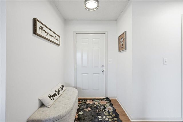 1323 216th Avenue, New Richmond, WI 54017