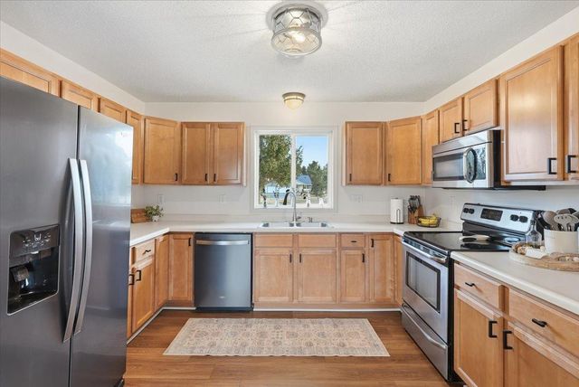 1323 216th Avenue, New Richmond, WI 54017