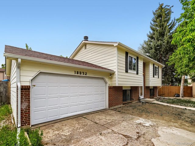 18032 E Loyola Place, Aurora, CO 80013