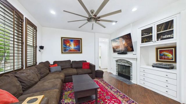 24139 Crescent Court, Valencia, CA 91355