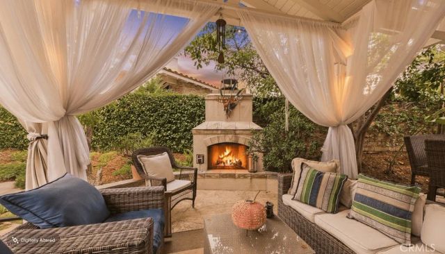24139 Crescent Court, Valencia, CA 91355