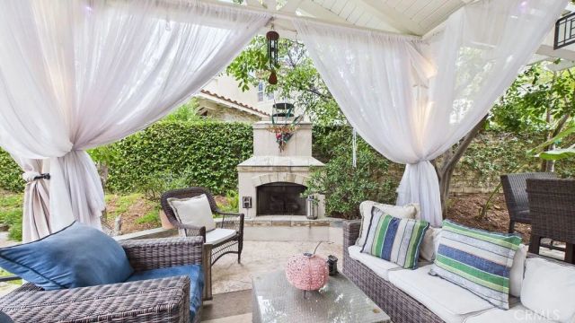 24139 Crescent Court, Valencia, CA 91355