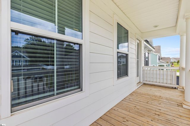 218 Deerview Trail, Simpsonville, SC 29680