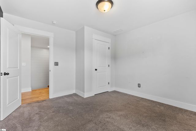 218 Deerview Trail, Simpsonville, SC 29680