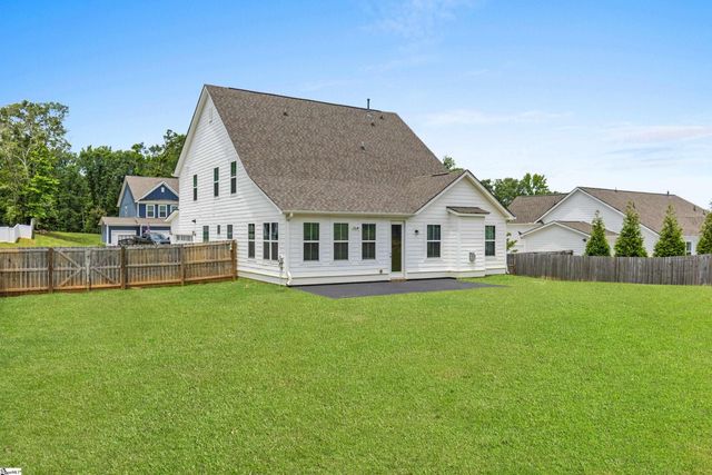 218 Deerview Trail, Simpsonville, SC 29680