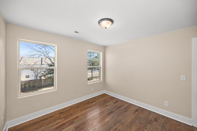 443 sandhill rd, La Vergne, TN 37086