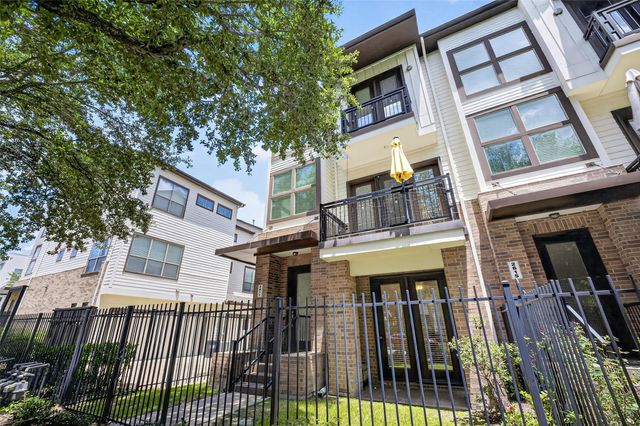 2811 Clay Street, Houston, TX 77003