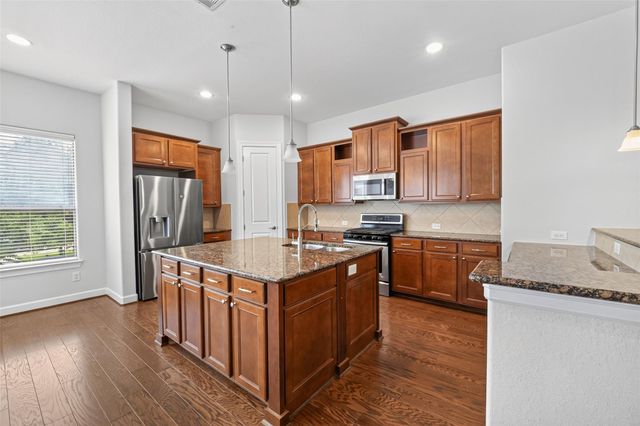 2811 Clay Street, Houston, TX 77003