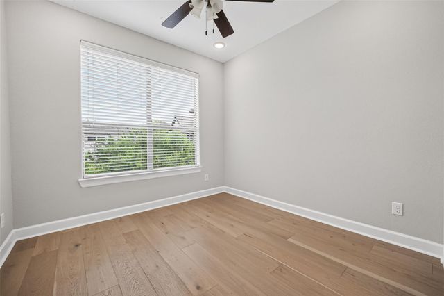 2811 Clay Street, Houston, TX 77003
