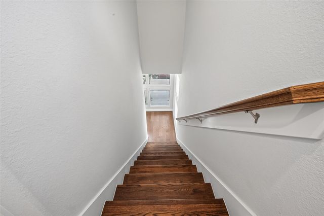 2811 Clay Street, Houston, TX 77003
