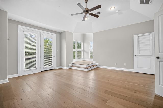 2811 Clay Street, Houston, TX 77003