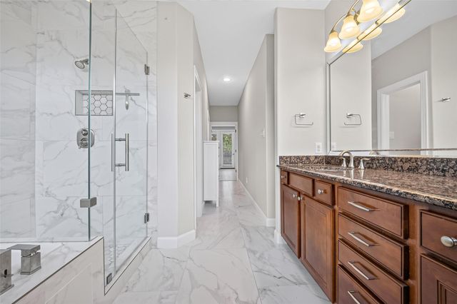 2811 Clay Street, Houston, TX 77003