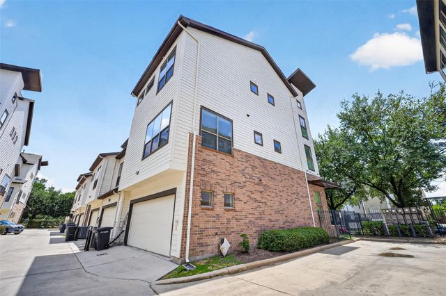 2811 Clay Street, Houston, TX 77003