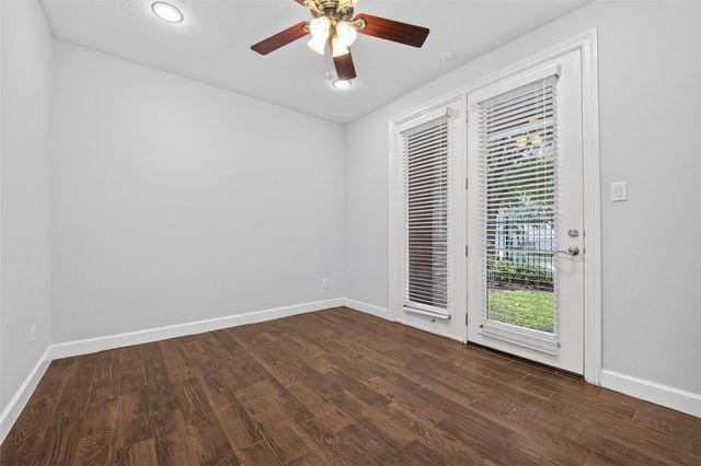 2811 Clay Street, Houston, TX 77003
