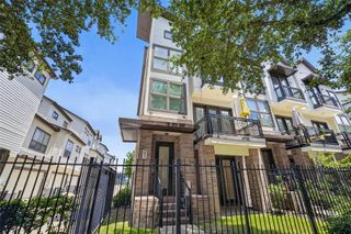 2811 Clay Street, Houston, TX 77003
