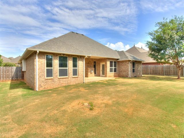 2816 Hardwick Road, Edmond, OK 73034