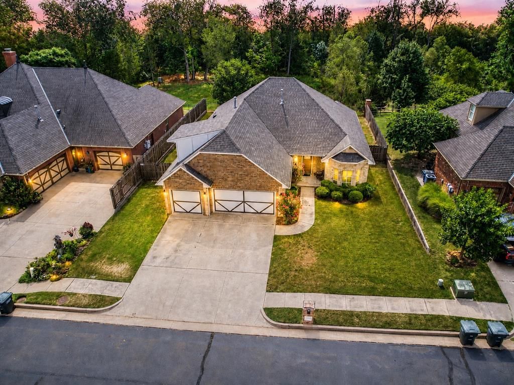 2816 Hardwick Road, Edmond, OK 73034