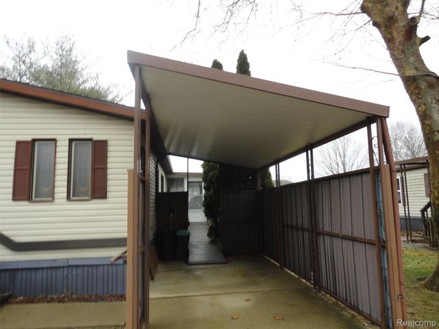268 Highlands, Bedford Township, MI 48182