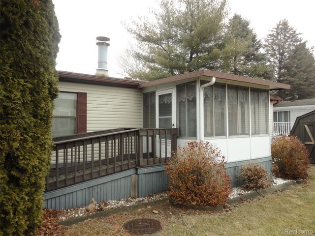 268 Highlands, Bedford Township, MI 48182
