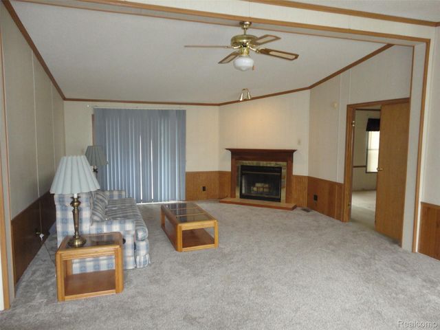 268 Highlands, Bedford Township, MI 48182