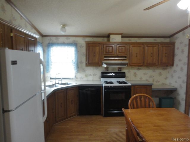 268 Highlands, Bedford Township, MI 48182