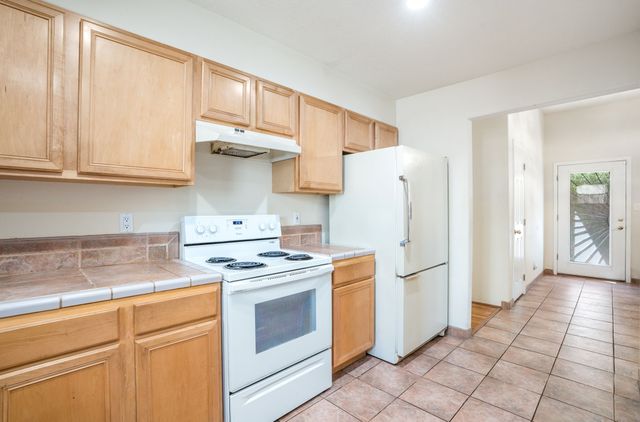2808 Pueblo Bonito, Santa Fe, NM 87507