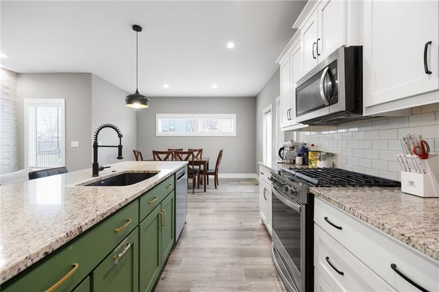 1225 Hillmann Lane, Warrensburg, MO 64093