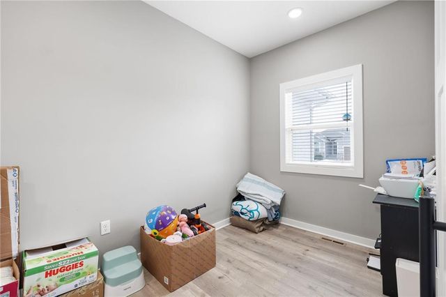 1225 Hillmann Lane, Warrensburg, MO 64093