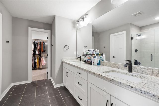 1225 Hillmann Lane, Warrensburg, MO 64093