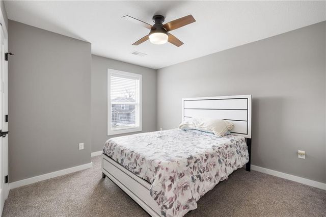 1225 Hillmann Lane, Warrensburg, MO 64093