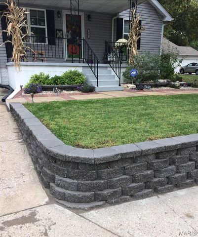 2807 Edwards Street, Granite City, IL 62040