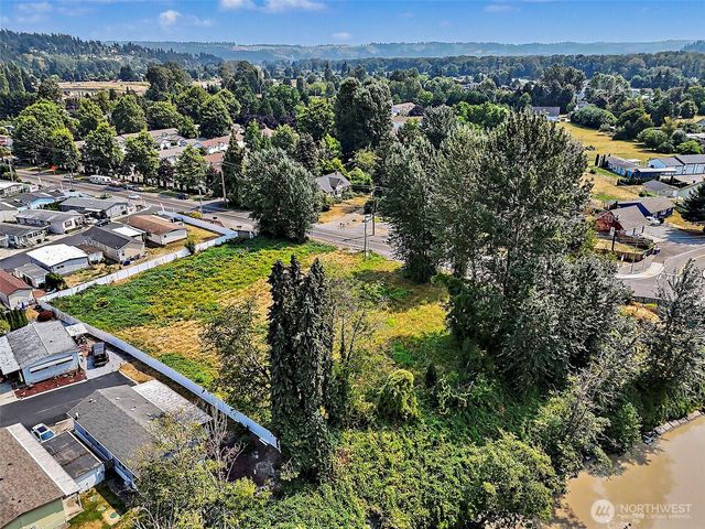 6314 Milwaukee Avenue E, Puyallup, WA 98372
