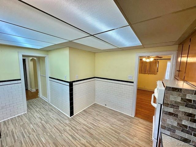 7502 Coolidge, Center Line, MI 48015