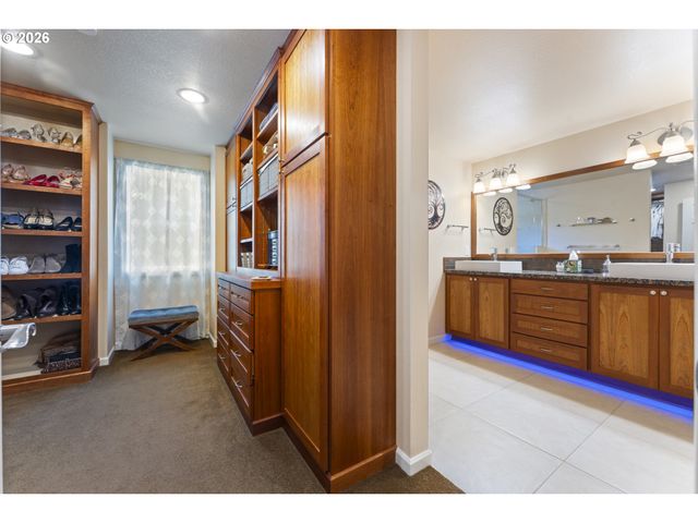7532 Sw WIMBLEDON Cir, Wilsonville, OR 97070