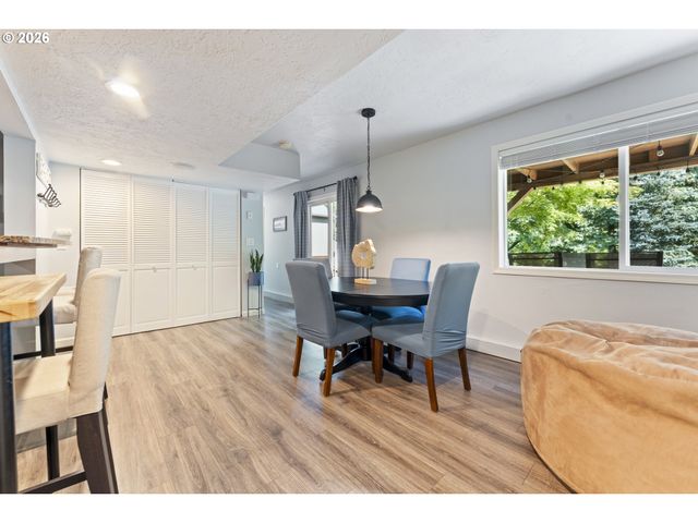 7532 Sw WIMBLEDON Cir, Wilsonville, OR 97070