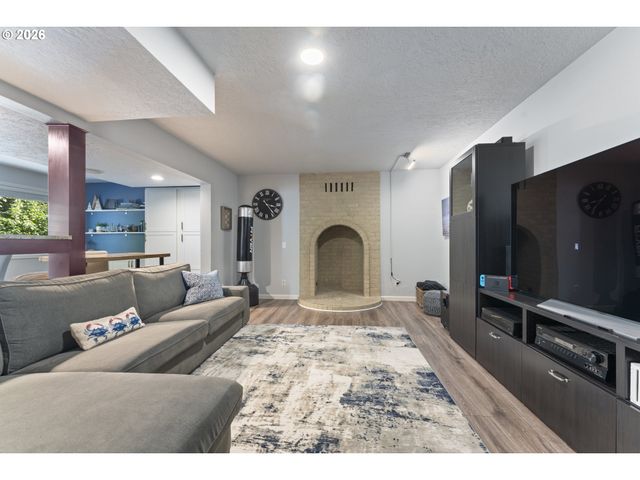 7532 Sw WIMBLEDON Cir, Wilsonville, OR 97070