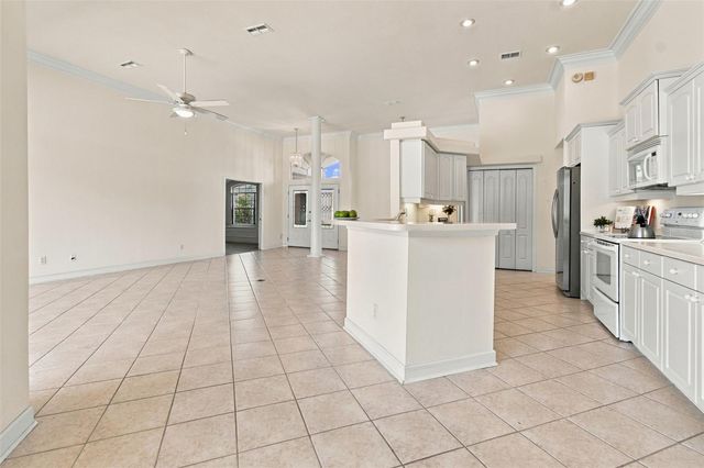 1301 FOX CHAPEL DRIVE, Lutz, FL 33549