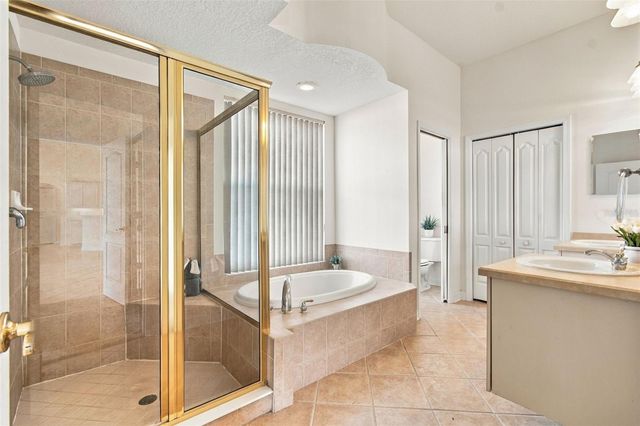 1301 FOX CHAPEL DRIVE, Lutz, FL 33549