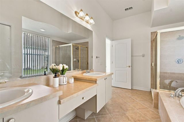 1301 FOX CHAPEL DRIVE, Lutz, FL 33549