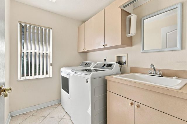 1301 FOX CHAPEL DRIVE, Lutz, FL 33549