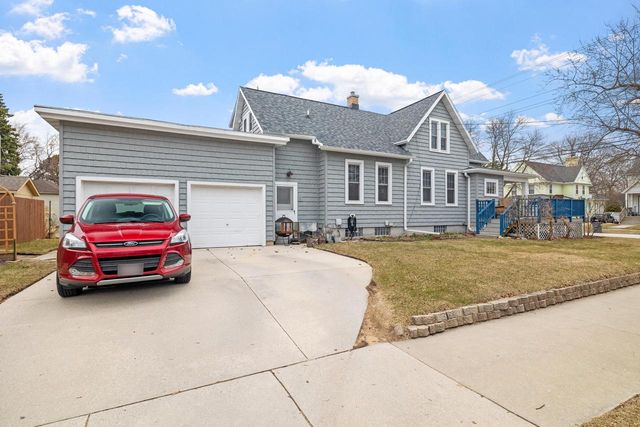 1702 N 7th STREET, Sheboygan, WI 53081